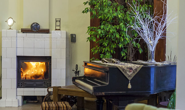 Willa Carlton - salon i czytelnia