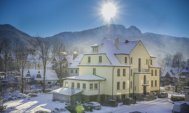 Willa Carlton - widok budynku