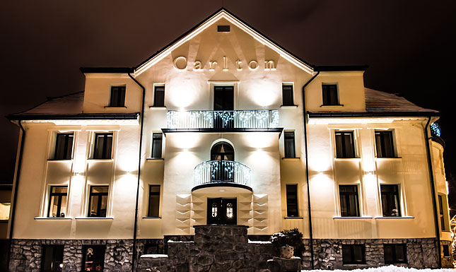 Willa Carlton - widok budynku